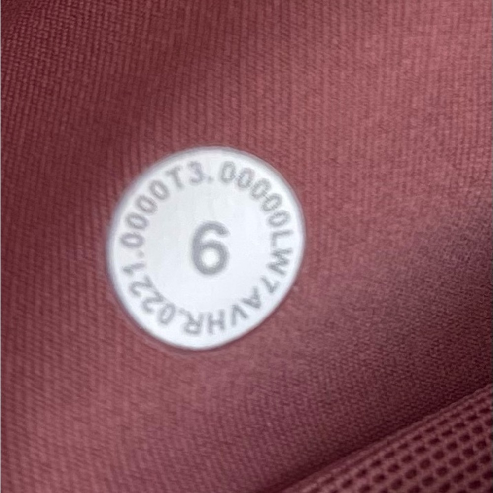 Lululemon Speed Up Low-Rise Short 2.5", Size 6, Camo Brier Rose / Spiced Chai - Picture 2 of 9